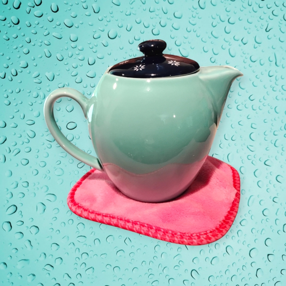 BeeHouse Turquoise Ceramic Teapot with Blue Lid - Picture 2 of 7